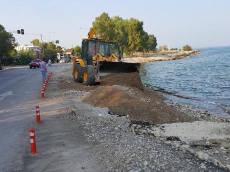 Πάτρα: Ξεκίνησε η διαμόρφωση της πλαζ και η επισκευή του δρόμου - Δείτε φωτο - Φωτογραφία 3