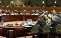 Πάθανε όλοι σοκ – Η τηλεφωνική παρέμβαση που αναστάτωσε το Eurogroup... [photo]