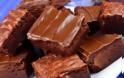 Η συνταγή της ημέρας: Μπράουνις με επικάλυψη σοκολάτας