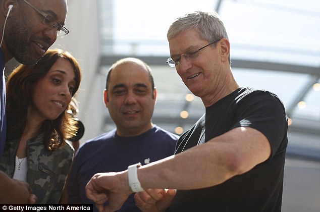 Η Apple πούλησε 3 εκατομμύρια Apple Watch για 3 μήνες - Φωτογραφία 2