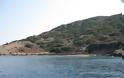 Το νησί στο Αιγαίο με τις τρεις αμμουδερές παραλίες και το ερειπωμένο σπίτι, που αγόρασε ο Τζόνι Ντεπ - Φωτογραφία 11
