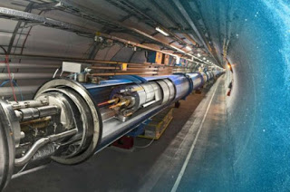 Ανακαλύφθηκε νέο σωματίδιο που αποτελείται από 5 quarks χάριν στον LHC - Φωτογραφία 1