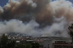 Αποπνικτική η ατμόσφαιρα στον Καρέα - Φεύγουν οι κάτοικοι - Δείτε φωτο