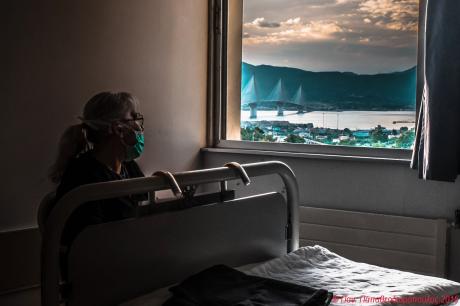 Η συγκλονιστική φωτογραφία του Παναγιώτη Παπαθεοδωρόπουλου μέσα από το δωμάτιο του Νοσοκομείου - Φωτογραφία 2
