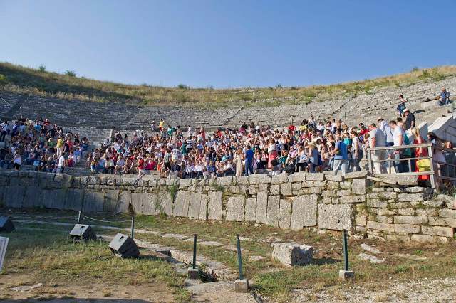 Πλήθος κόσμου στην πρεμιέρα του Προμηθέα Δεσμώτη στην Αρχαία Δωδώνη [photos] - Φωτογραφία 4