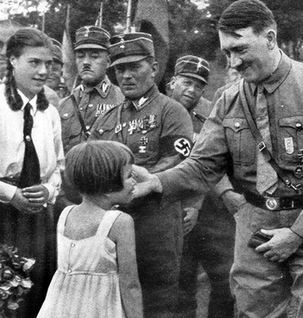 ΑΥΤΕΣ είναι οι φωτογραφίες του Hitler που εξαφάνισαν οι ναζί - Φωτογραφία 7