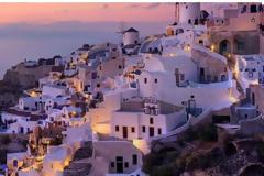 CNBC: Ποια ελληνική κρίση; Στη Μύκονο το πάρτι δεν σταματάει με τίποτα