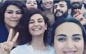 Η selfie της τραγωδίας: Χαμογελούν πριν σκοτωθούν σε τουρκική πόλη