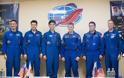 Συγκινητικό: Αστροναύτες αποχαιρετούν τις οικογένειές τους πριν το ταξίδι στο Διάστημα [photos] - Φωτογραφία 2