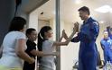 Συγκινητικό: Αστροναύτες αποχαιρετούν τις οικογένειές τους πριν το ταξίδι στο Διάστημα [photos] - Φωτογραφία 6