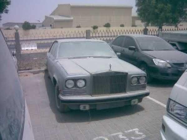 Ferrari, Porsche, Rolls Royce: Υπερπολυτελή αυτοκίνητα «σαπίζουν» στο Ντουμπάι [photos] - Φωτογραφία 12