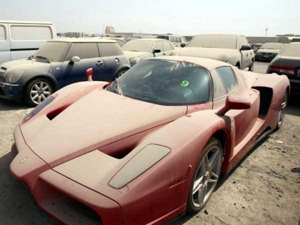 Ferrari, Porsche, Rolls Royce: Υπερπολυτελή αυτοκίνητα «σαπίζουν» στο Ντουμπάι [photos] - Φωτογραφία 3