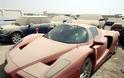 Ferrari, Porsche, Rolls Royce: Υπερπολυτελή αυτοκίνητα «σαπίζουν» στο Ντουμπάι [photos]