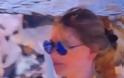 Η Έλλη Στάη με σώμα... 20αρας στην παραλία - Δείτε φωτο - Φωτογραφία 4