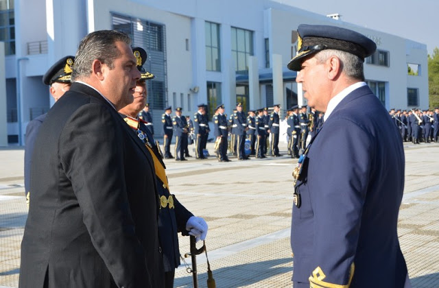 Η πολιτική και στρατιωτική ηγεσία του ΥΠΕΘΑ στην ορκωμοσία των νέων Ανθυποσμηναγών [photos] - Φωτογραφία 5