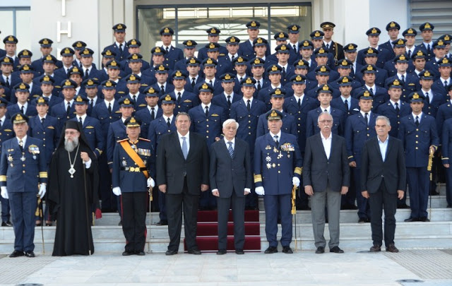 Η πολιτική και στρατιωτική ηγεσία του ΥΠΕΘΑ στην ορκωμοσία των νέων Ανθυποσμηναγών [photos] - Φωτογραφία 8