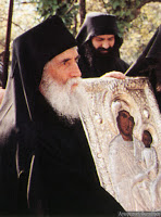 6825 - Το Άγιο Όρος για πρώτη φορά γιορτάζει τον Άγιο Παΐσιο. Αγρυπνία απόψε στο Κουτλουμούσι - Φωτογραφία 1