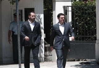 ΝΕΟΣ ΠΑΝΙΚΟΣ ΣΤΟ ΜΑΞΙΜΟΥ: Γιατί έφυγε τρέχοντας από το Προεδρικό Μέγαρο ο Αλέξης Τσίπρας - Έκπληκτοι οι δημοσιογράφοι... - Φωτογραφία 1