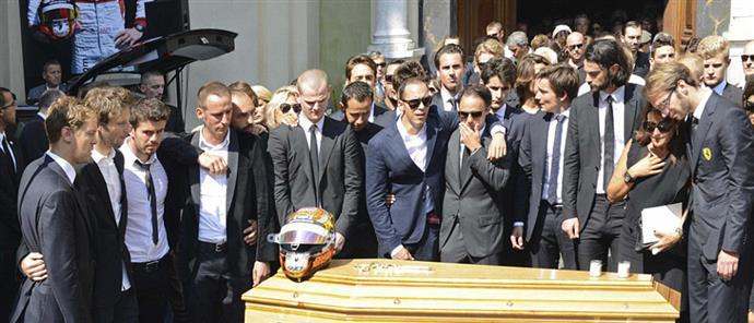 Formula 1: Ράγισαν καρδιές στο τελευταίο «αντίο» στον Ζιλ Μπιανκί (φωτό) - Φωτογραφία 3