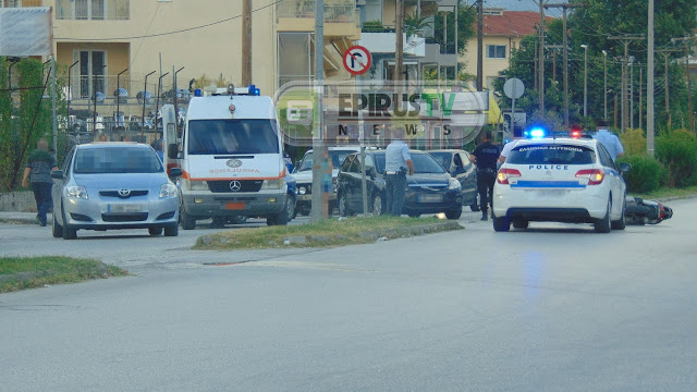 ΠΡΙΝ ΛΙΓΟ: Αναστάτωση απο τη σύγκρουση Ι.Χ με δίκυκλο [photos] - Φωτογραφία 2