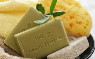 5 άγνωστες χρήσεις για το πράσινο σαπούνι... - Φωτογραφία 1