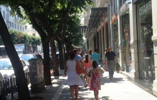 ΕΣΕΕ: Έως 60% η πτώση του τζίρου στη Θεσσαλονίκη παρά τις εκπτώσεις - Φωτογραφία 1