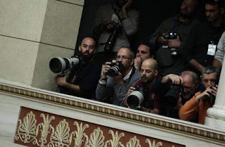 Βουλευτές της ΝΔ ζητούν να κληθεί ο Βαρουφάκης στην Εξεταστική για τα Μνημόνια - Φωτογραφία 1