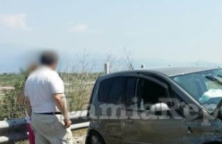 Φθιώτιδα: Τροχαίο στην εθνική - Σοκαρισμένοι οι επιβαίνοντες με αυτό που έζησαν... [photos] - Φωτογραφία 1