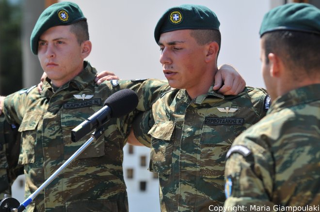 Το ριζίτικο τραγούδι των Καταδρομέων της 1ης ΜΑΛ - Ράγισαν και οι πέτρες στο Μάλεμε! (ΒΙΝΤΕΟ) - Φωτογραφία 3