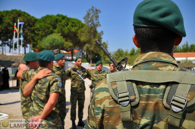 Το ριζίτικο τραγούδι των Καταδρομέων της 1ης ΜΑΛ - Ράγισαν και οι πέτρες στο Μάλεμε! (ΒΙΝΤΕΟ) - Φωτογραφία 5