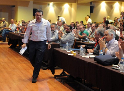 Νίκη του Τσίπρα στον ΣΥΡΙΖΑ - Πέτυχε το έκτακτο συνέδριο για τον Σεπτέμβριο - Φωτογραφία 1