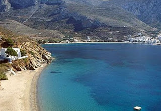 Ποιο ελληνικό νησί είναι ένα από τα 14 πιο πολύχρωμα μέρη στην Ευρώπη; - Φωτογραφία 1