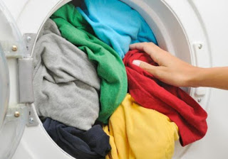 Πώς θα απολυμάνετε το πλυντήριο ρούχων εύκολα και ανέξοδα σε λίγα μόλις λεπτά... - Φωτογραφία 1