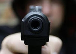 Διένεξη για προσωπικές διαφορές όπλισε το χέρι ενός άντρα στα Χανιά - Πυροβόλησε με αεροβόλο τον πατέρα του - Φωτογραφία 1