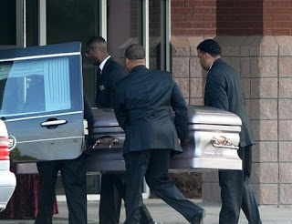Οργή και ένταση στην κηδεία της κόρης της Γουίτνεϊ Χιούστον [photos] - Φωτογραφία 1