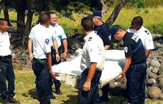 Ένα ακόμη κομμάτι αεροσκάφους βρέθηκε στο νησί Ρεϊνιόν στον Ινδικό - Φωτογραφία 1