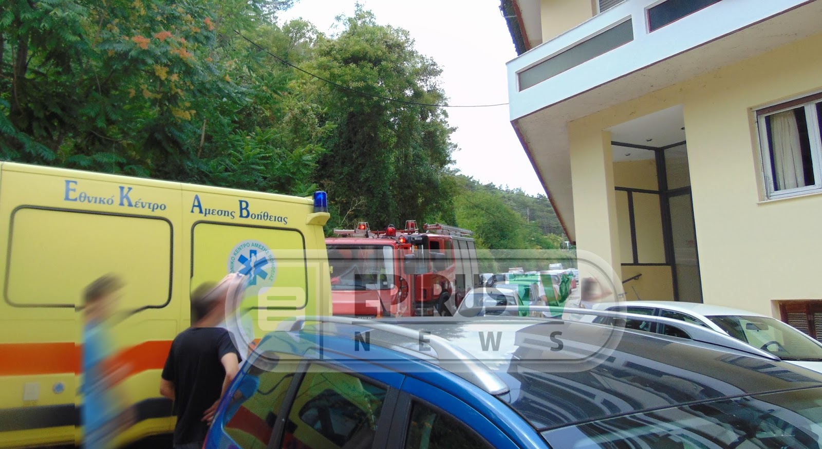 ΙΩΑΝΝΙΝΑ: 47χρονος υπάλληλος του ΕΚΑΒ έπεσε στο κενό απο φωταγωγό πολυκατοικίας [photo] - Φωτογραφία 4