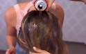 Απίστευτο… έλουσε τα μαλλιά της με Coca Cola και δείτε αποτέλεσμα [video]
