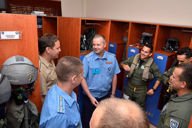 Επίσκεψη Αντιπροσωπείας Αξιωματικών της ΠΑ της Ρωσικής Ομοσπονδίας στην 114ΠΜ - Φωτογραφία 3