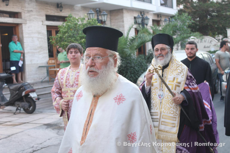 Υποδοχή της λάρνακας του Αγίου Σάββα εν Καλύμνω (ΦΩΤΟ) - Φωτογραφία 17