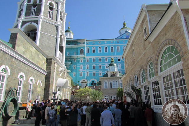 6913 - Φωτογραφίες από την σημερινή πανήγυρη στο Ρωσικό Μοναστήρι του Αγίου Παντελεήμονα στο Άγιο Όρος - Φωτογραφία 30