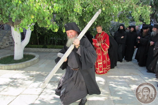 6913 - Φωτογραφίες από την σημερινή πανήγυρη στο Ρωσικό Μοναστήρι του Αγίου Παντελεήμονα στο Άγιο Όρος - Φωτογραφία 44