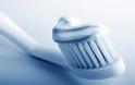 Πώς τα μικροσφαιρίδια που περιέχουν οδοντόκρεμες προκαλούν ζημιά στο περιβάλλον;