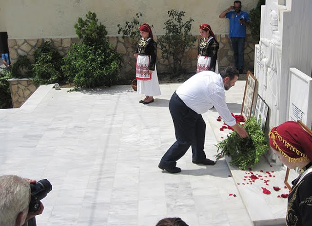 Δήμος Μαλεβιζίου: Τίμησαν τη μνήμη των Ηρώων του Σάρχου - Φωτογραφία 2
