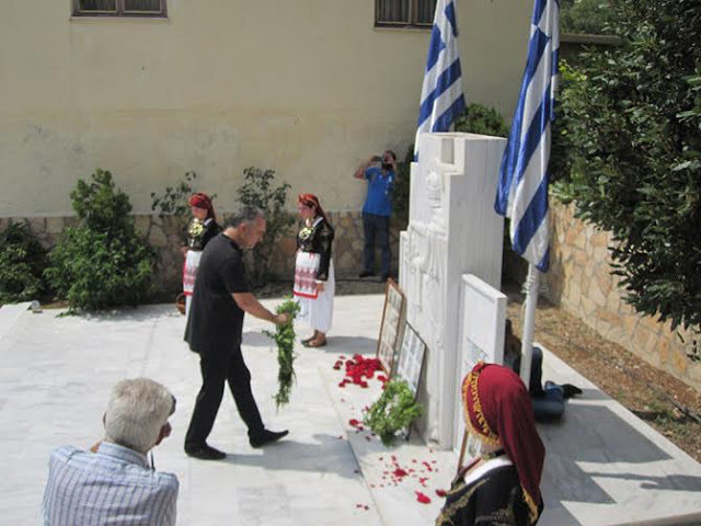 Δήμος Μαλεβιζίου: Τίμησαν τη μνήμη των Ηρώων του Σάρχου - Φωτογραφία 3