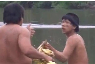 Απομονωμένη φυλή του Αμαζονίου επικοινωνεί με τον έξω κόσμο για πρώτη φορά [video] - Φωτογραφία 1