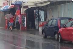 Άνοιξαν οι ουρανοί - Σαπούνι οι δρόμοι... [photos]