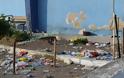 ΒΡΩΜΑ και δυσωδία στο Λιμάνι Μυτιλήνης - Η βιτρίνα της πόλης μας παραδόθηκε στους μετανάστες [photo+video] - Φωτογραφία 2