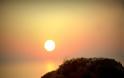 Πανέμορφο! Το εντυπωσιακό ηλιοβασίλεμα στο Αγκίστρι... [photos]