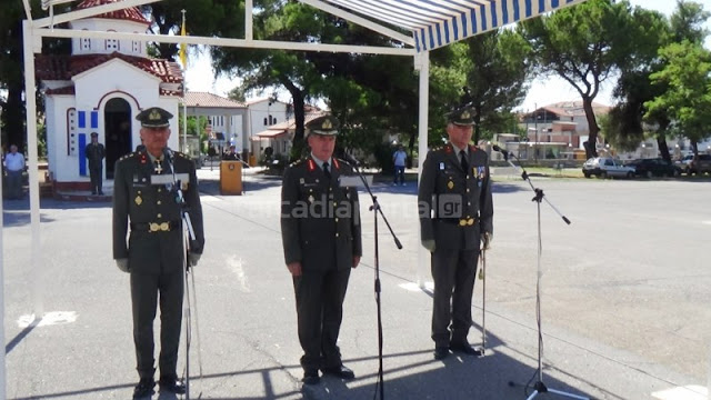Τελετή παράδοσης και παραλαβής διοίκησης στο 11ο Σύνταγμα Πεζικού στην Τρίπολη (pics,vid) - Φωτογραφία 1